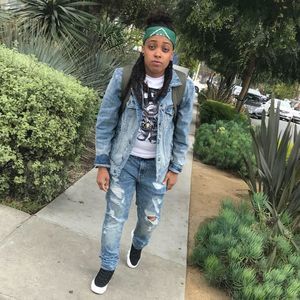 Meet your Posher, Brit